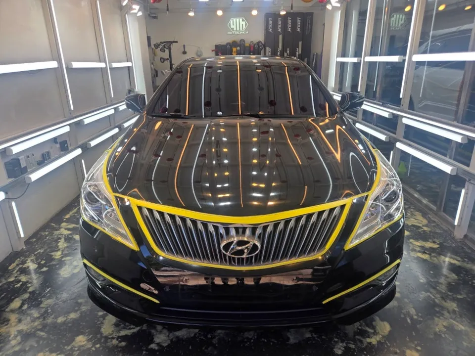 Hyundai Grandeur HGのガラスコーティング事例|費用目安・仕上がり 施工写真 1-1