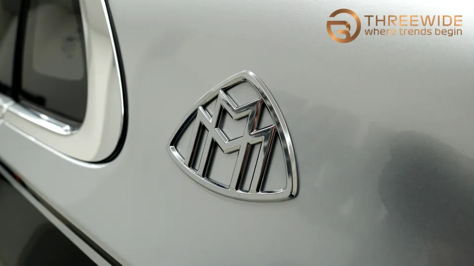 Mercedes-Benz Maybach S580のカーラッピング事例|費用目安・仕上がり 施工写真 2-1