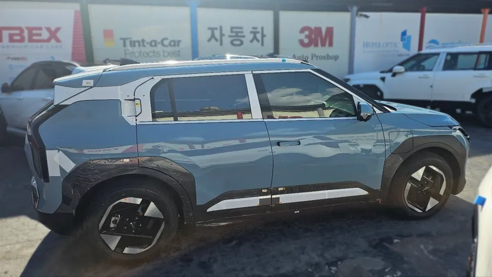 Kia EV9のガラスコーティング事例|韓国での施工参考 施工写真 3-1