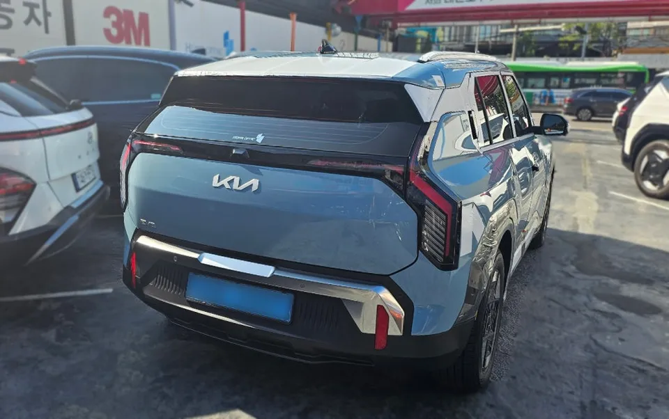 Kia EV9のガラスコーティング事例|韓国での施工参考 施工写真 4-1