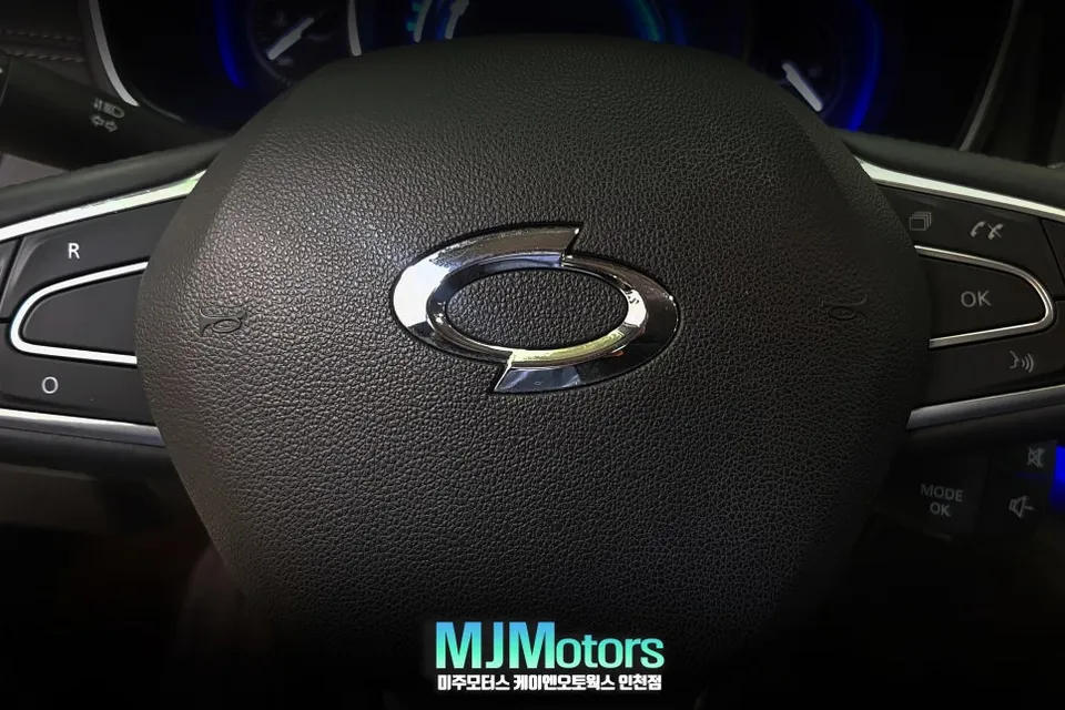 BMW M3 ambient lighting - BMW M3 Ambient Lighting Review — Enhanced Interior Ambiance photo 3
