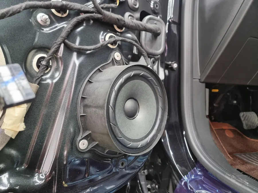 Renault XM3のカーオーディオ施工事例 施工写真 3-2
