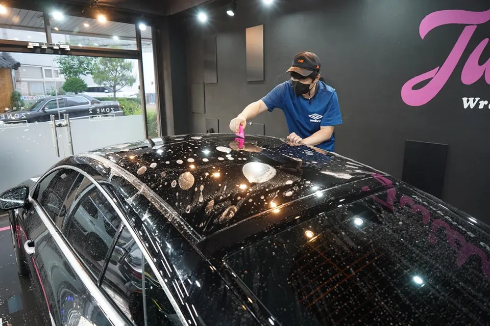 Mercedes-Benz AMG GT 43 PPF施工事例｜韓国での実例 施工写真 3-2
