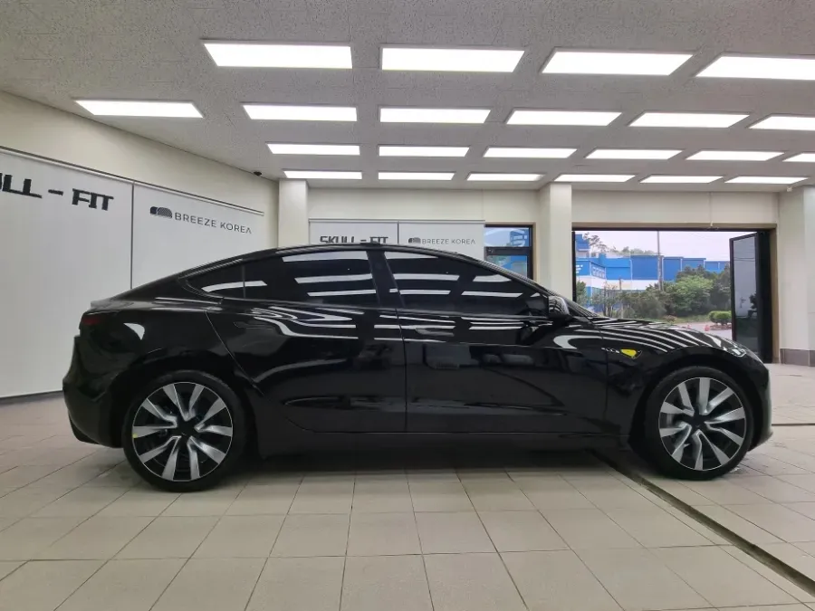 Tesla Model 3 PPF施工事例|費用目安と仕上がり 施工写真 1-1