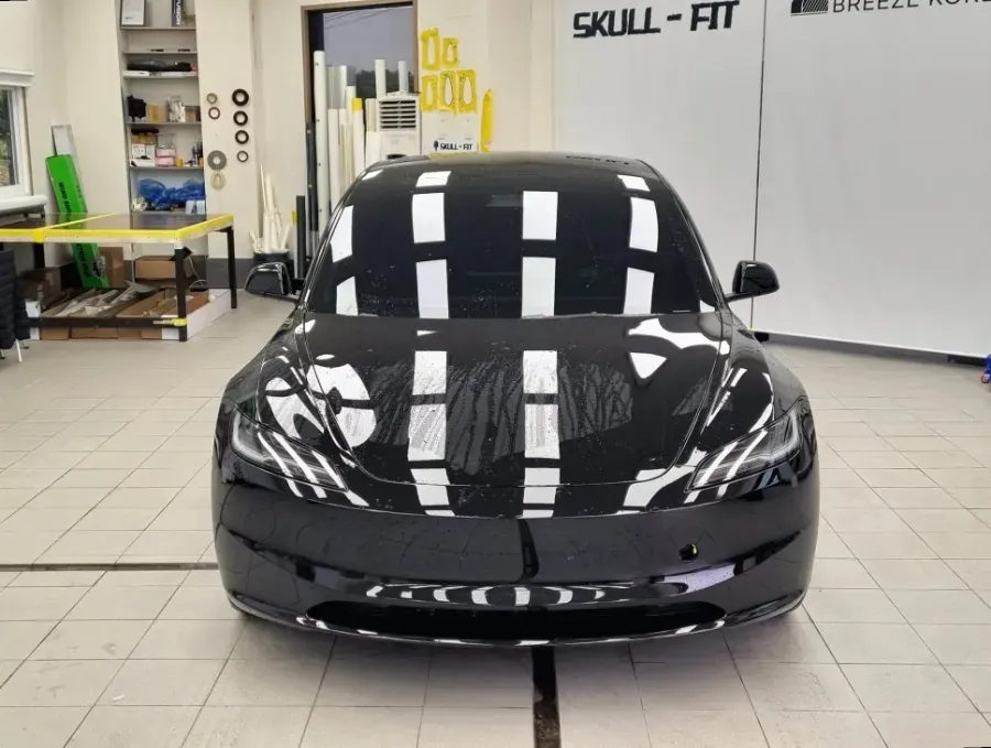 Tesla Model 3 PPF施工事例|費用目安と仕上がり 施工写真 2-1