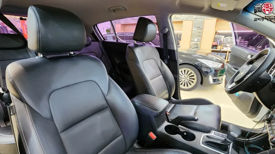 Kia Sportage interior customization - Kia Sportage Interior Customization Review photo 3