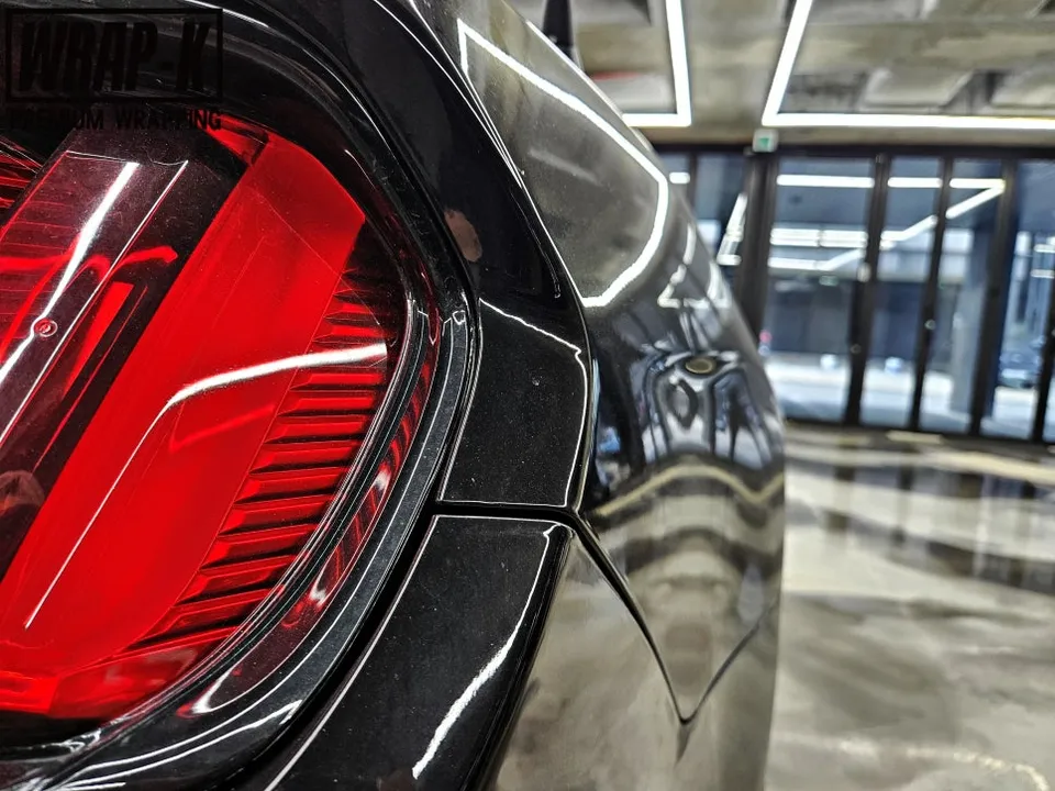 Ford Mustangのカーラッピング事例|費用目安・仕上がり 施工写真 3-3