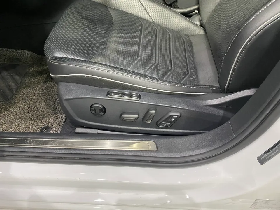Volkswagen Arteon oem options - Volkswagen Arteon Wireless Walk-In & Full Coding Review photo 4