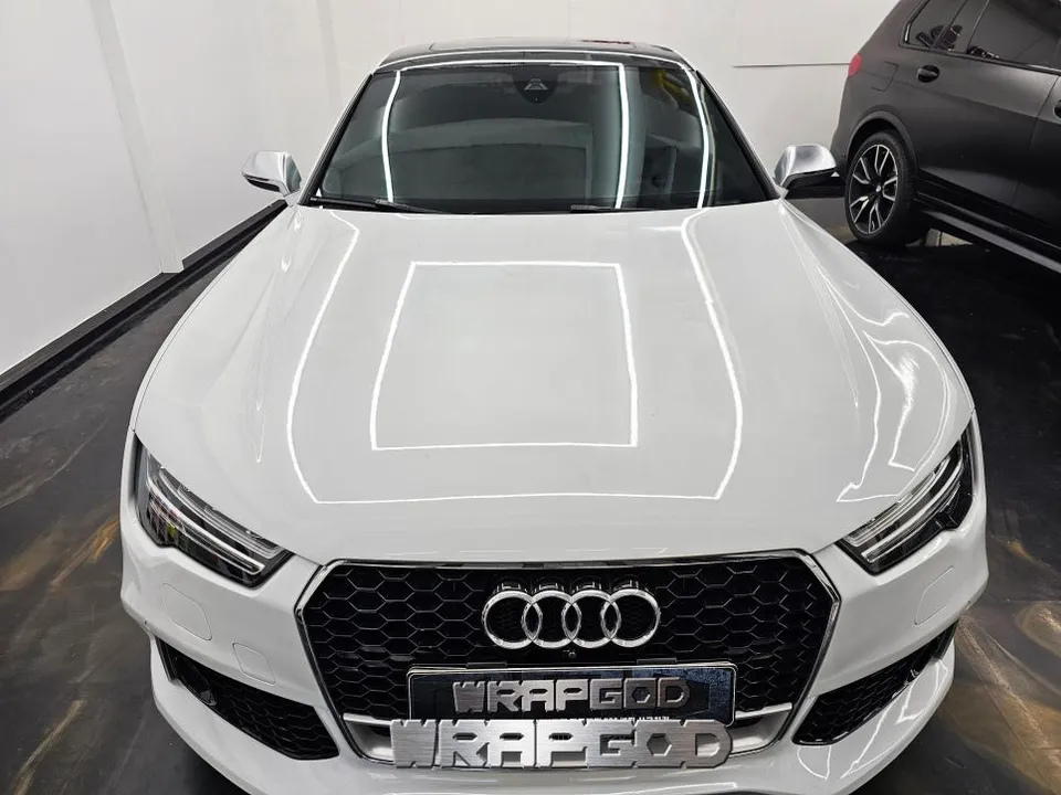 Audi A7のカーラッピング事例|3Mグロスブラックで高級感をプラス 施工写真 3-2