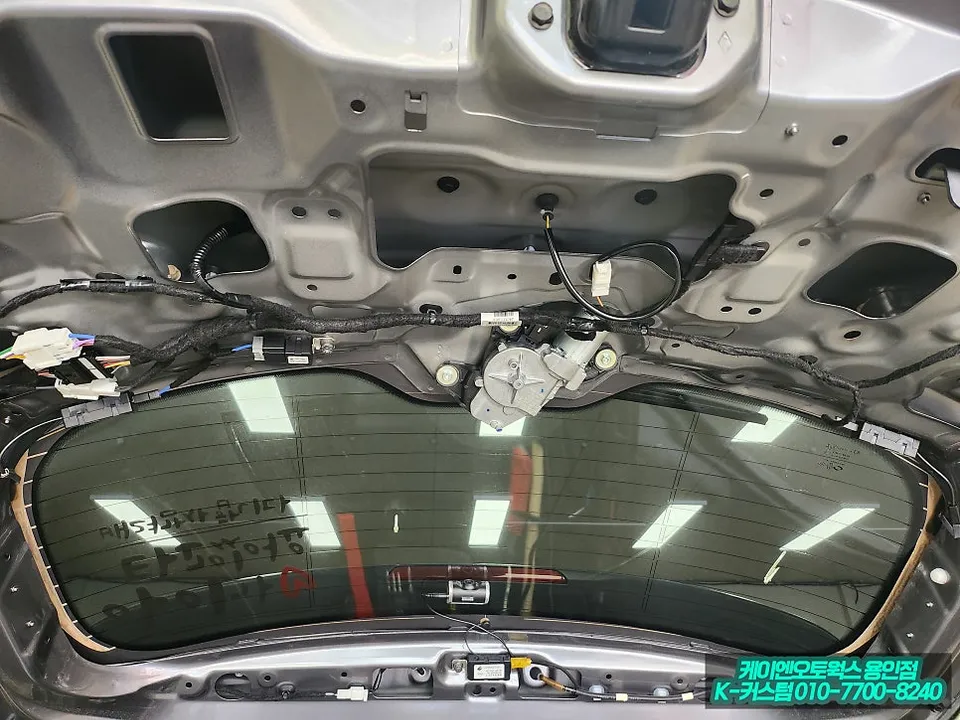 Renault Korea QM6 oem options - Renault Korea QM6 Power Tailgate Upgrade Review photo 4