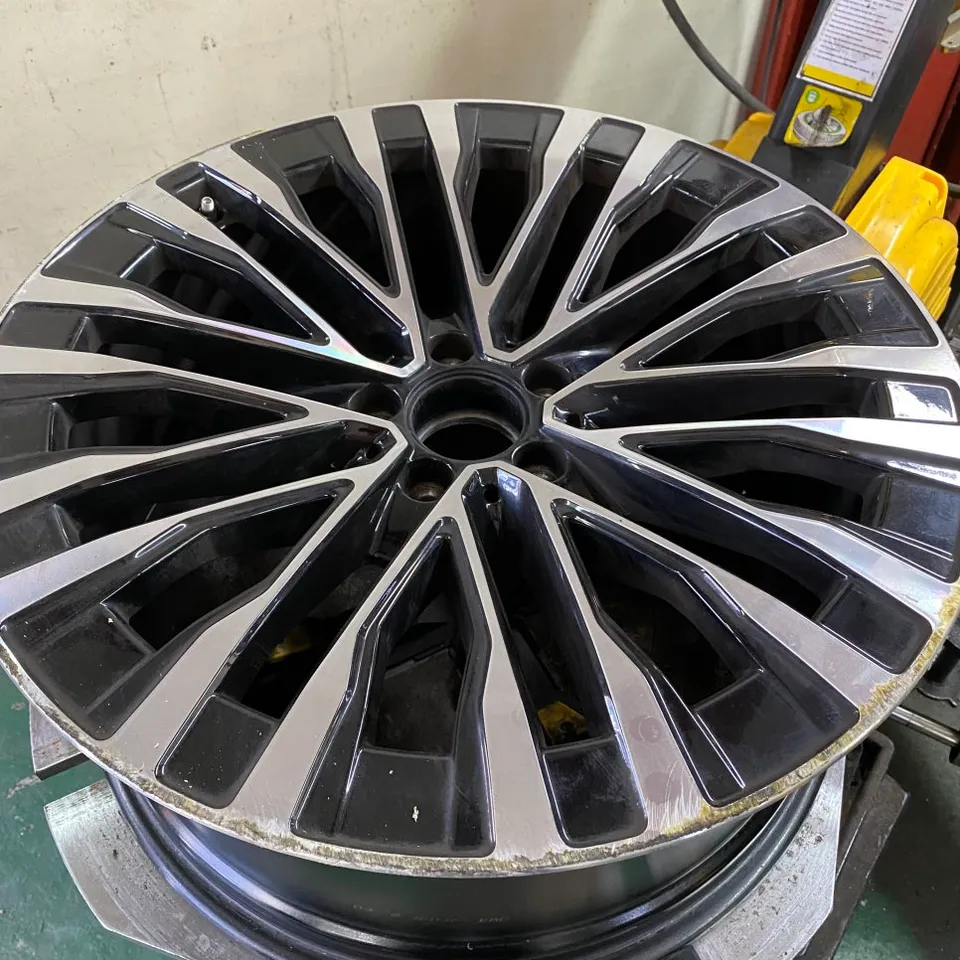Mercedes-Benz S500 W223 wheel repair - Mercedes-Benz S500 Wheel Repair Review — Same-Day Finish photo 5