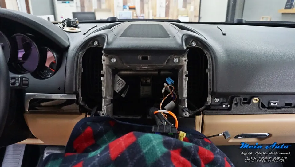 BMW M3 car audio - BMW M3 Car Audio Upgrade Review — Cost & Results photo 4