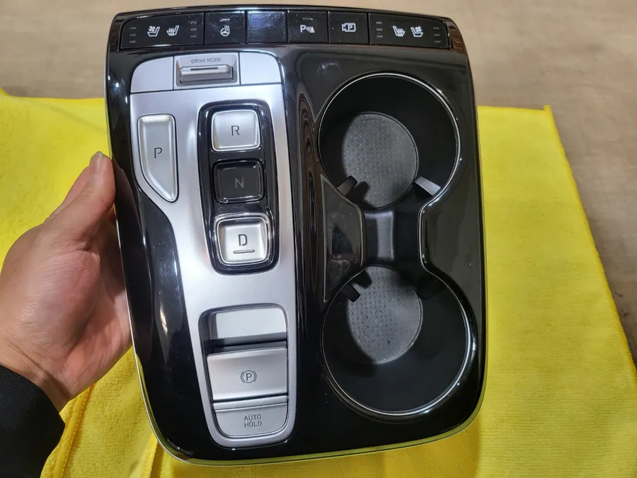 Hyundai Tucson NX4 steering wheel - Hyundai Tucson NX4 Steering Wheel Customization Review photo 6
