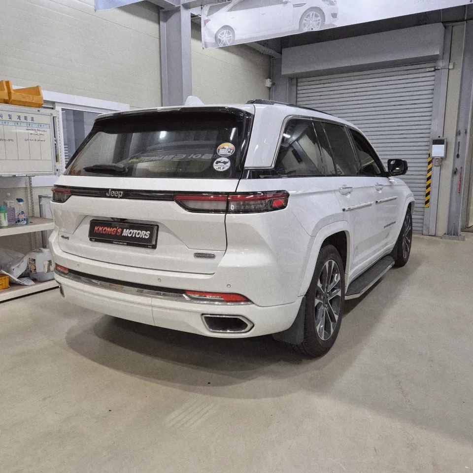 Jeep Grand Cherokee car audio - Jeep Grand Cherokee Active Sound Review — Enhanced Exhaust Note photo 4