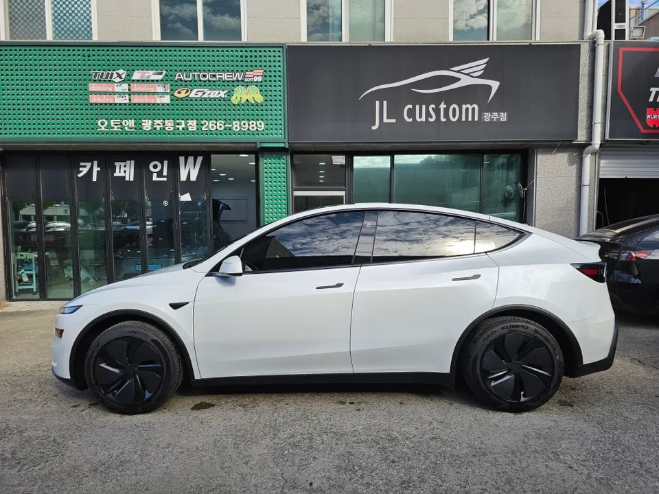 Tesla Model Y Interior Customization Review After