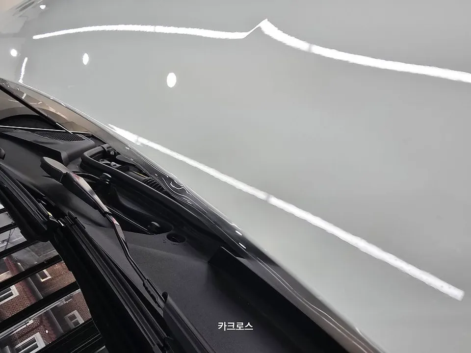 Mercedes-Benz EクラスのPPF施工事例|費用目安・仕上がり 施工写真 2-3