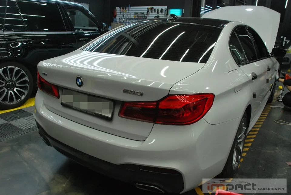 BMW 5 Seriesのカーラッピング事例|3M 2080 スカイグレー 施工写真 2-1