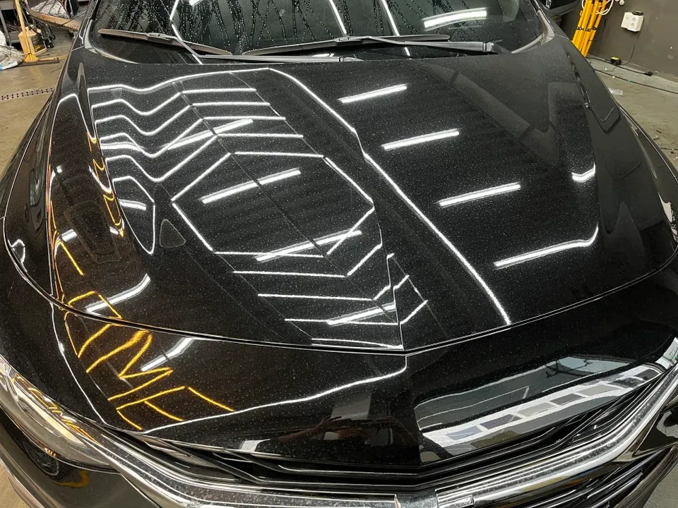 Chevrolet Malibuのガラスコーティング事例|費用目安・仕上がり 施工写真 3-1