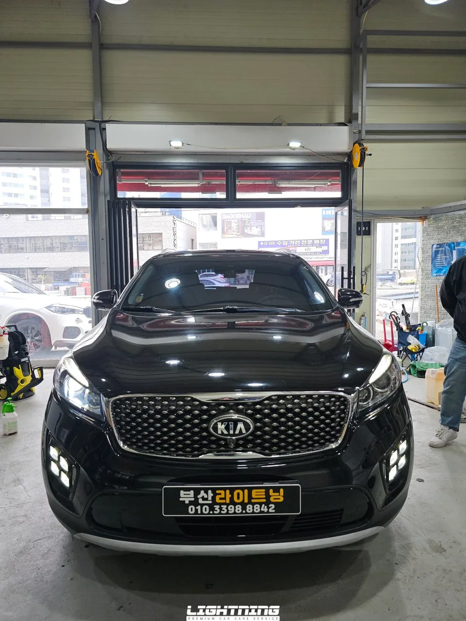 Kia Sorentoのカーフィルム施工事例|費用目安・仕上がり 施工写真 1-1
