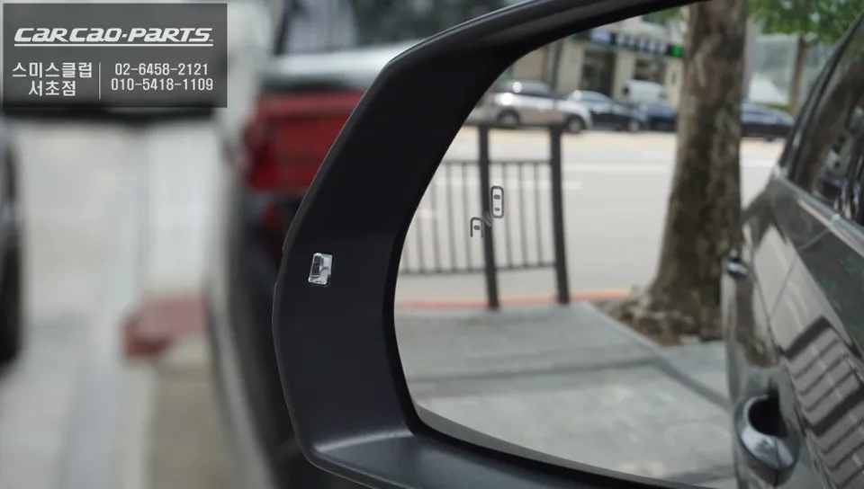 Audi Q7 oem options - Audi Q7 OEM Options Review: Blind Spot Sensors photo 3