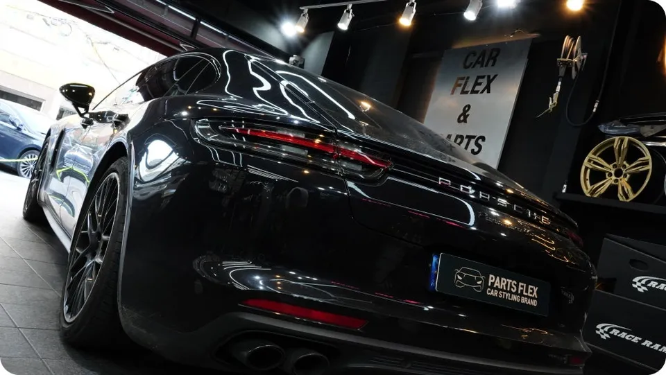 ポルシェ パナメーラ PPF施工事例|グロスグレー 施工写真 2-1