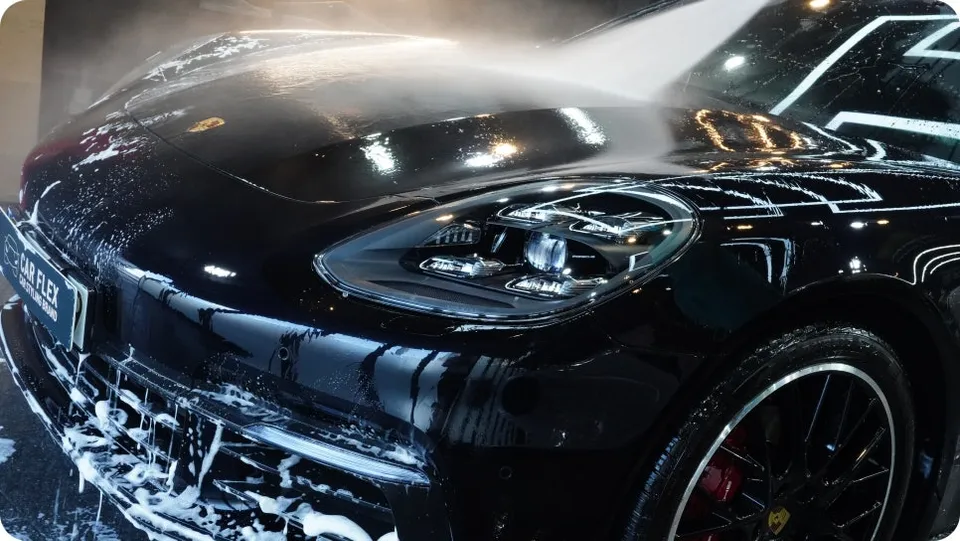 ポルシェ パナメーラ PPF施工事例|グロスグレー 施工写真 2-2