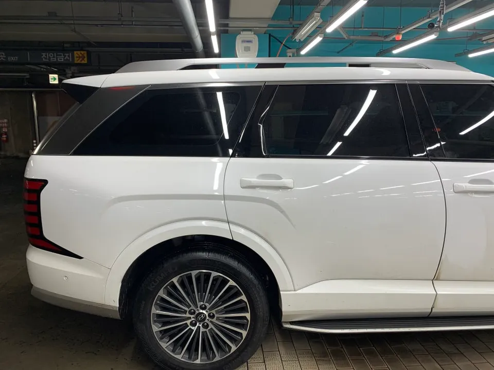 Hyundai Palisadeのガラスコーティング事例|費用目安・仕上がり 施工写真 2-3
