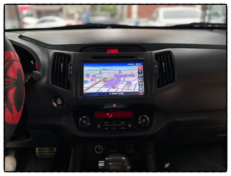 Kia Sportageのドラレコ取付事例|費用目安・仕上がり 施工写真 4-2
