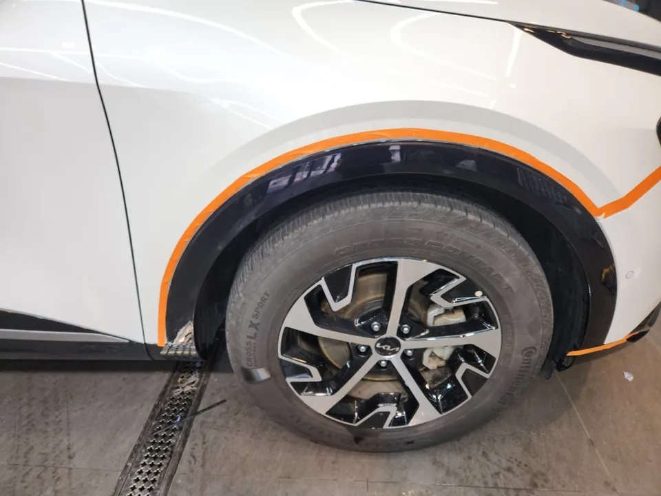 Kia Sportageのガラスコーティング事例｜費用目安・仕上がり 施工写真 3-2