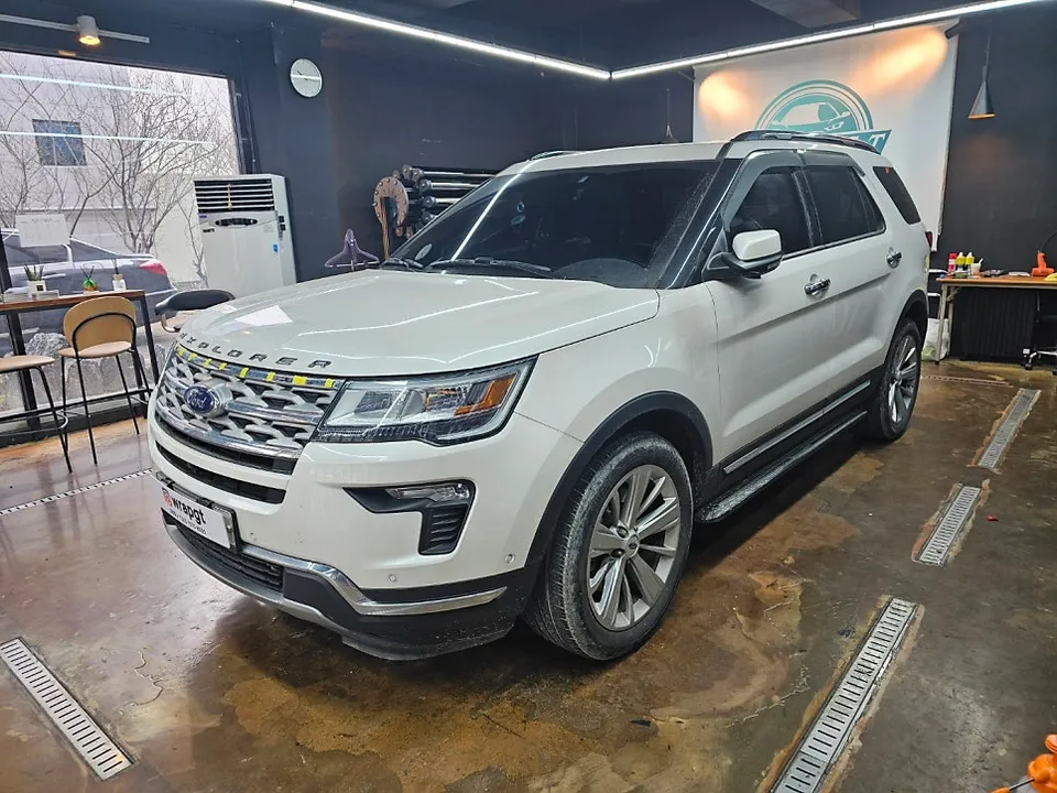 Ford Explorer vinyl wrap - Ford Explorer Vinyl Wrap Review: StellaLou Purple photo 3