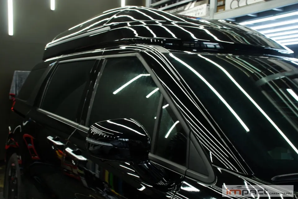 Kia Carnival Hi-LimousineのPPF施工事例｜韓国での部分再施工 施工写真 2-3