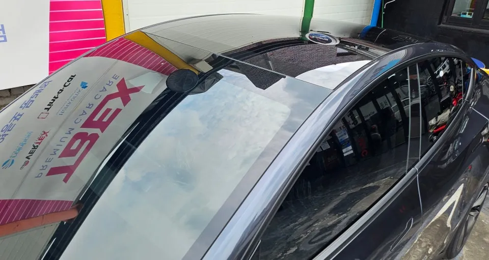 Tesla Model Y PPF施工事例|費用目安と仕上がり 施工写真 4-2