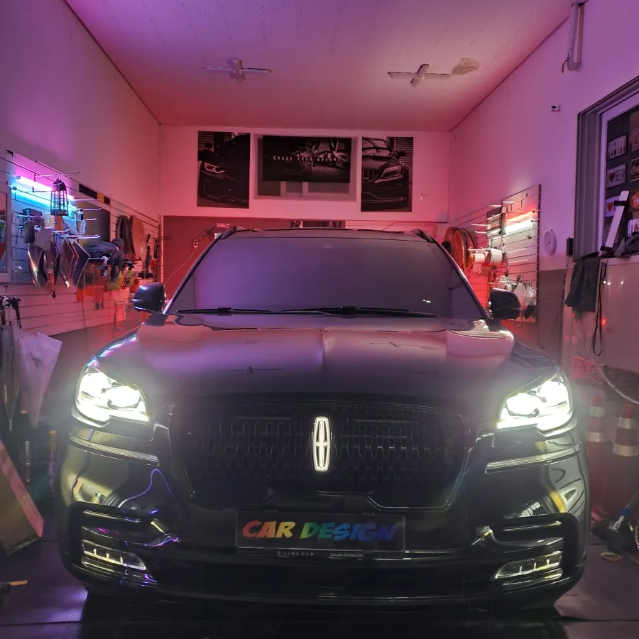 Lincoln Aviator ambient lighting installation result