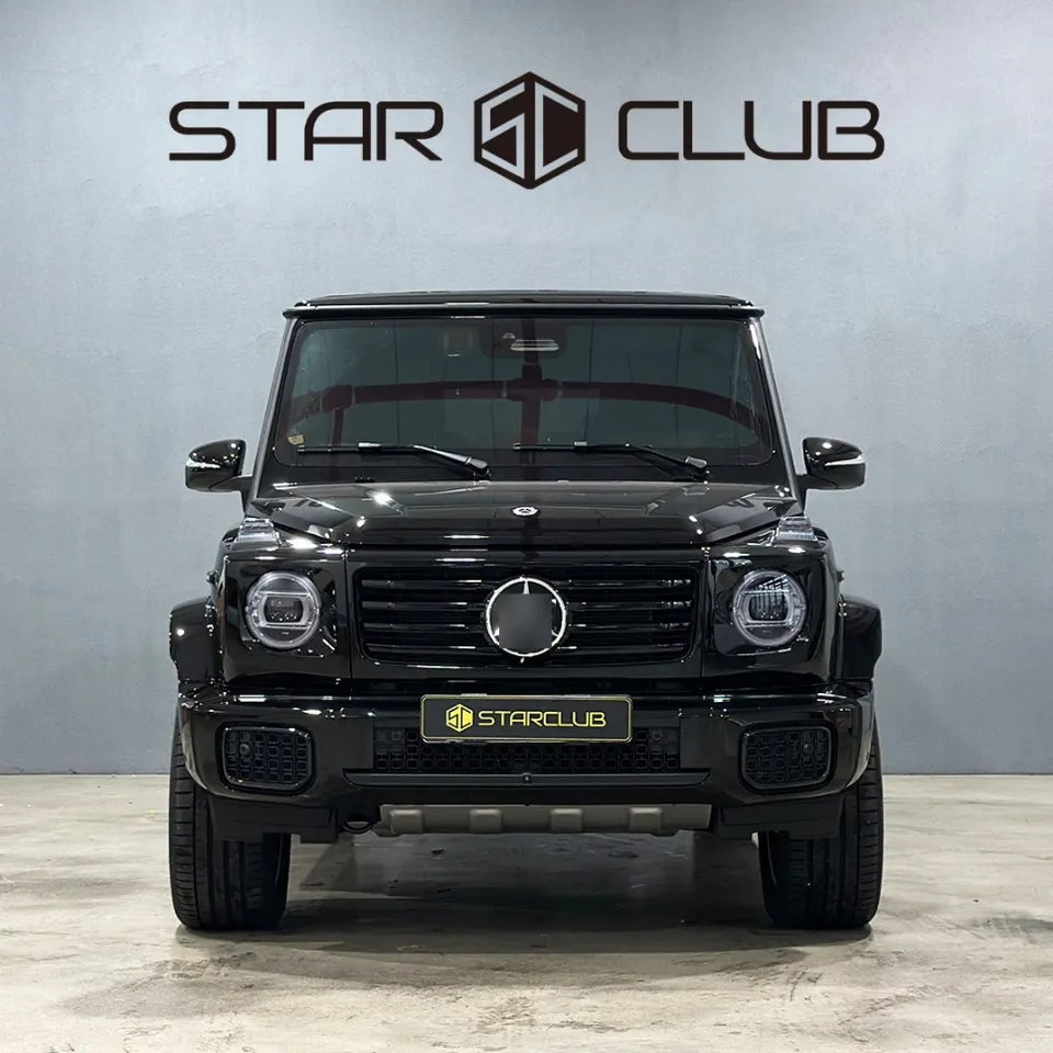 Mercedes-Benz G-Class ambient lighting installation result