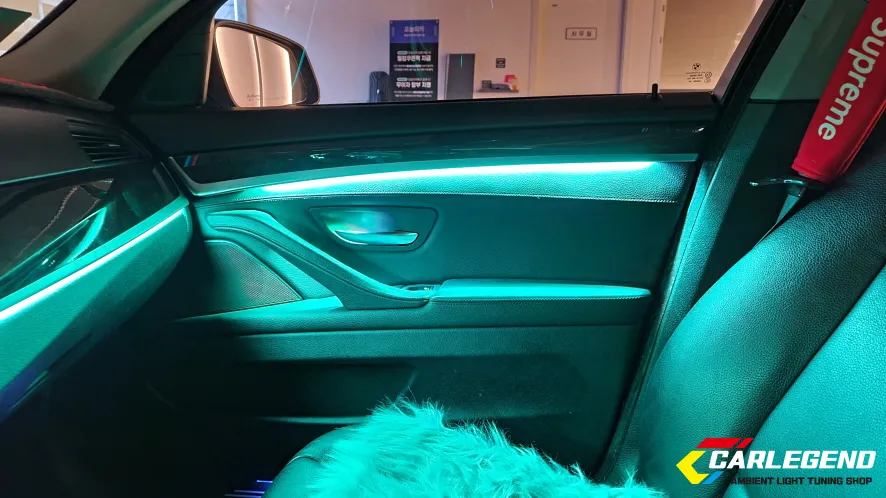 BMW 5 Series F10 ambient lighting - BMW 5 Series Ambient Lighting Review - Luxury Interior Upgrade photo 3