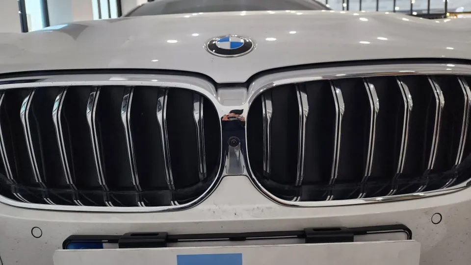 BMW 6 Series GT surround view camera - BMW 6 Series GT 360 Camera Retrofit Review photo 4