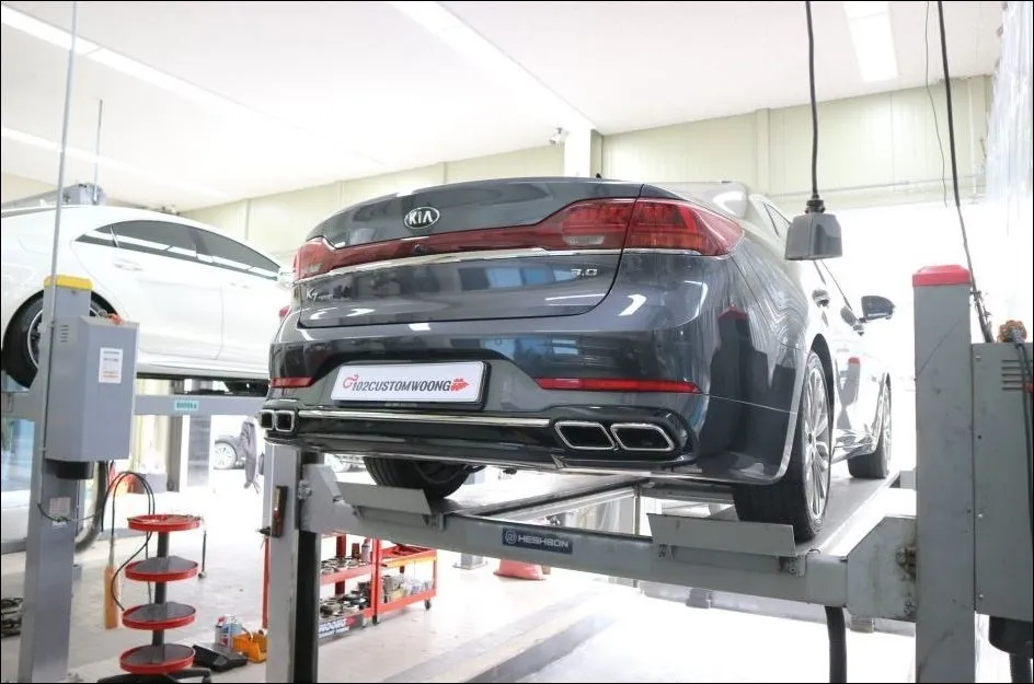 Kia K7 exhaust upgrade - Kia K7 Exhaust Upgrade Review: AMG Muffler Tip Dress-Up photo 5