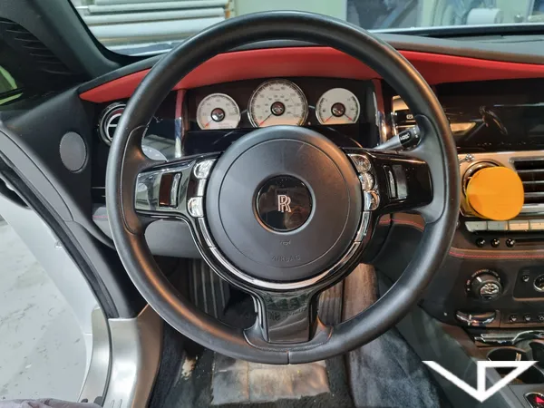 Rolls-Royce Wraith interior customization - Rolls-Royce Wraith Interior Customization Review photo 5