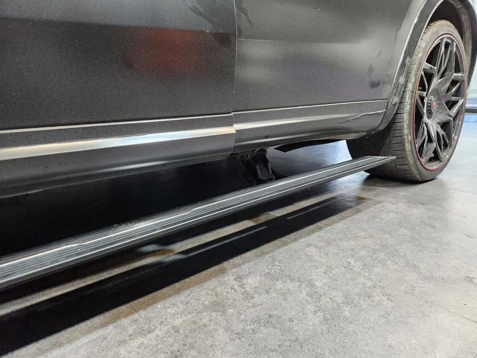 Maserati Levante body kit - Maserati Levante Electric Side Steps Review — Enhanced Safety & S photo 5