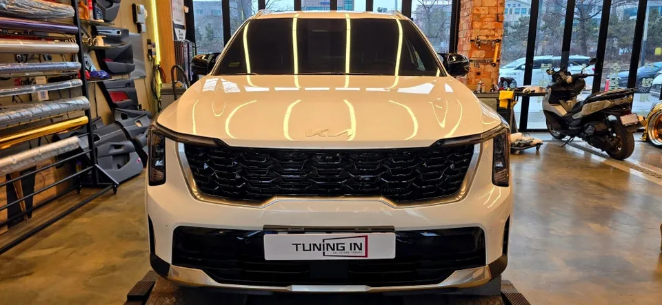Kia Sorento MQ4 body kit installation result