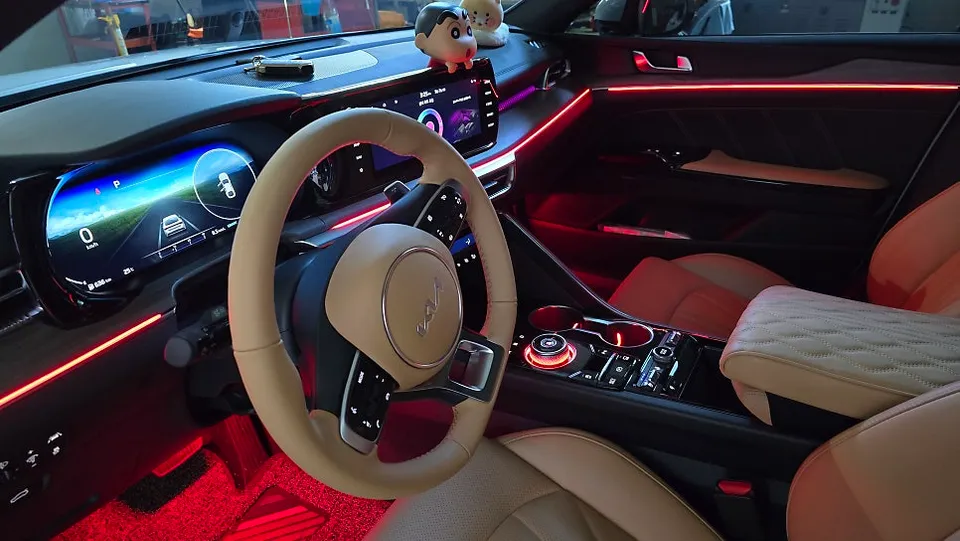 Kia K5 DL3 ambient lighting - Kia K5 DL3 Ambient Lighting Review: Cost & Results photo 3