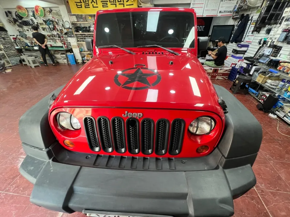 Jeep WranglerのAndroid Auto・CarPlay取付事例 施工写真 1-1