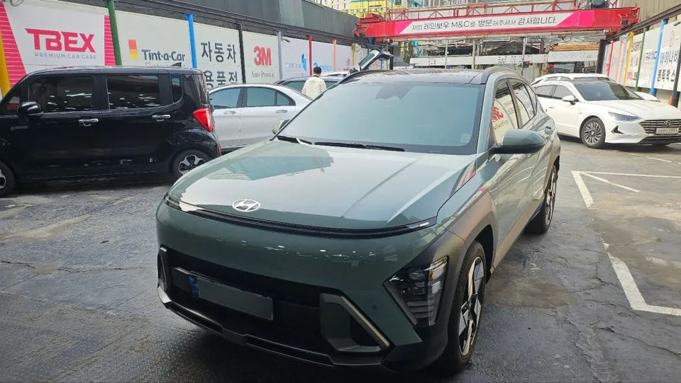 Hyundai Elantraのカーフィルム施工事例|費用目安・仕上がり 施工写真 2-3