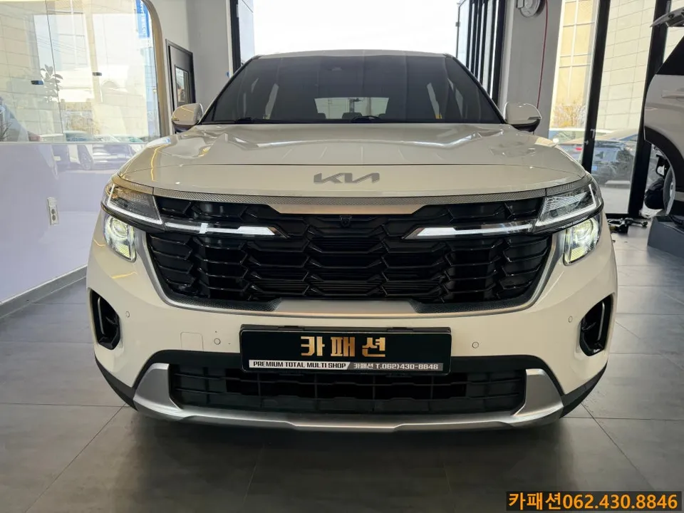Kia Seltos lighting upgrade installation result