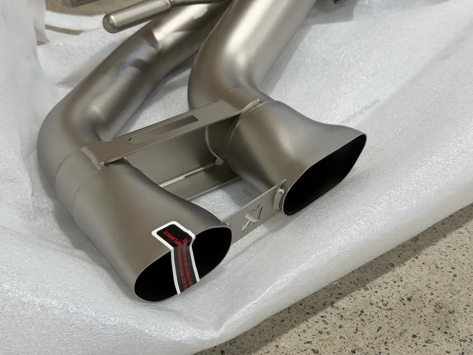 Mercedes-Benz G63 AMG exhaust upgrade - Mercedes-Benz G63 AMG Exhaust Upgrade Review photo 4