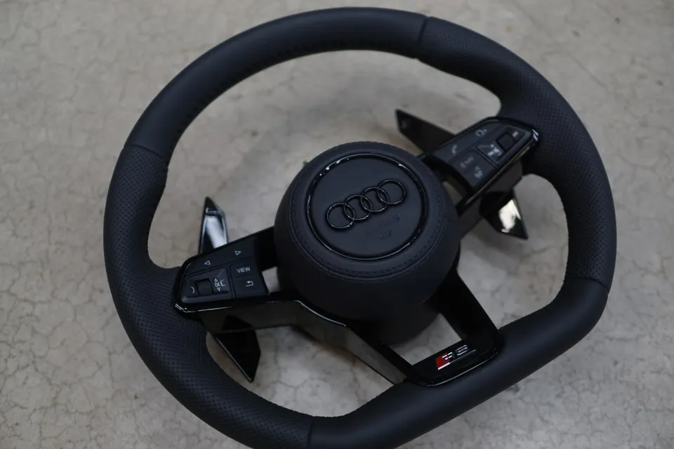 Audi A7 steering wheel - Audi A7 RS Style Steering Wheel Upgrade Review photo 3