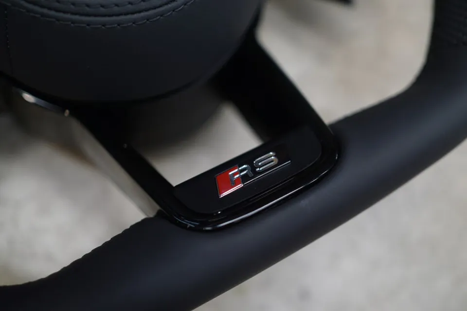 Audi A7 steering wheel - Audi A7 RS Style Steering Wheel Upgrade Review photo 5