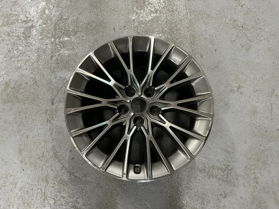 Genesis G80 wheel repair - Genesis G80 Wheel Repair & Painting Review photo 4