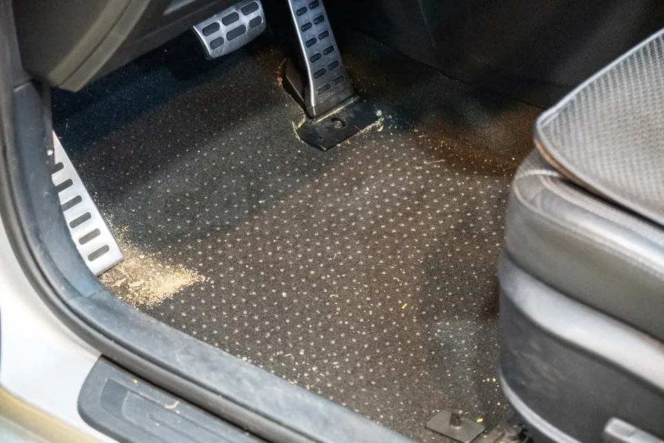 Hyundai i30 paint correction - Hyundai i30 Paint Correction Review — Before & After photo 5