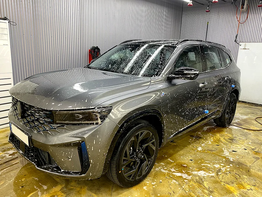 Renault Korea QM6のカーフィルム施工事例|費用目安・仕上がり 施工写真 1-3